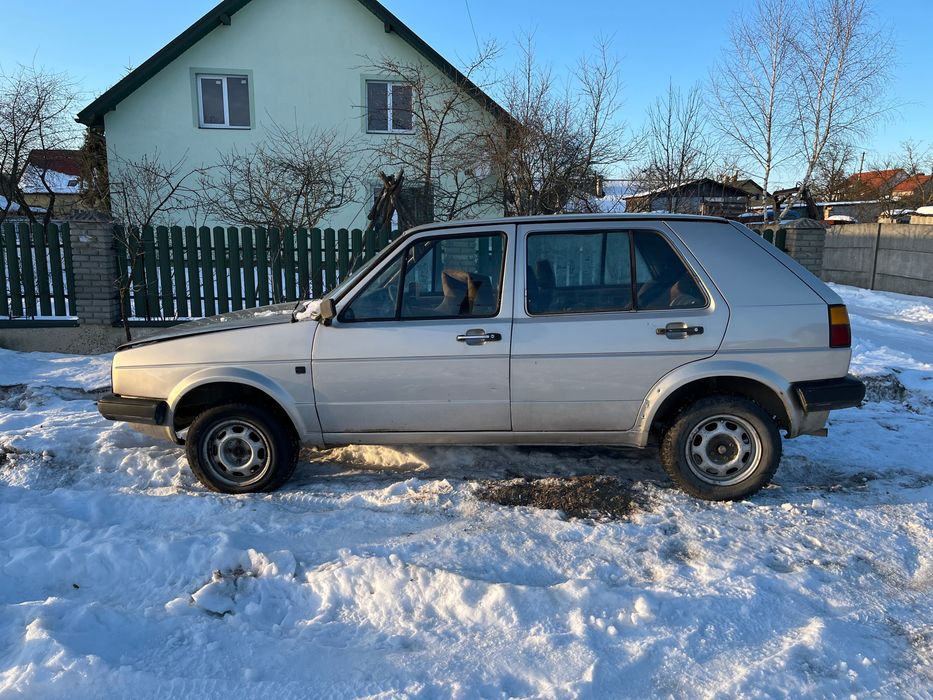 Volkswagen Golf 2
