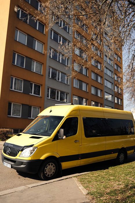 Автомобіль спринтер