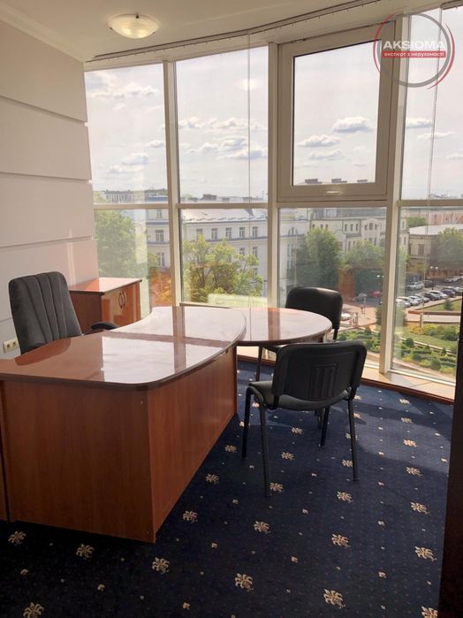 Оренда офісу в центі міста--у