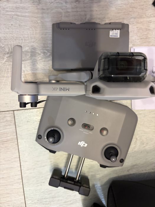 Dron DJI Mini 4K Fly More Combo