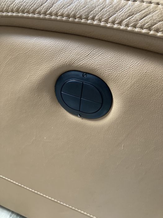 Шкіряне крісло реклайнер релакс