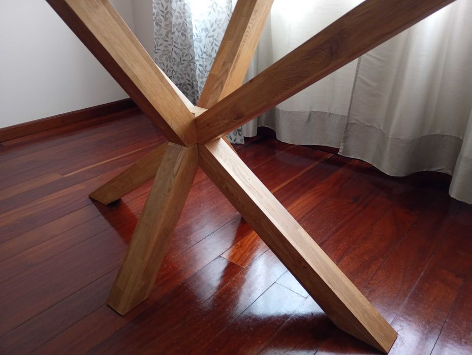Mesa jantar Saskia 90x160 carvalho vidro com 04 cadeiras jantar Tinglev carvalho cinzento .