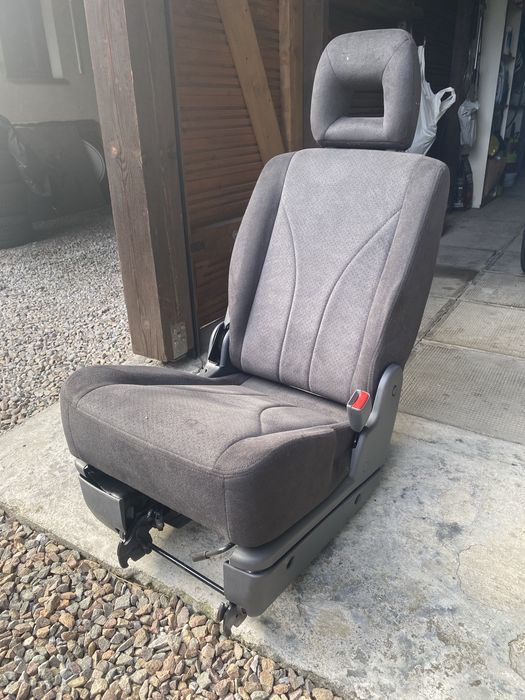 Fotele Mazda MPV tylne