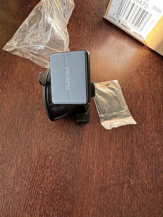 magnetyczny uchwyt samochodowy na telefon marki PLDHpro