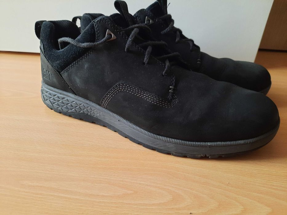 sprzedam buty Catepillar rozm. 45 CAT, skóra czarna