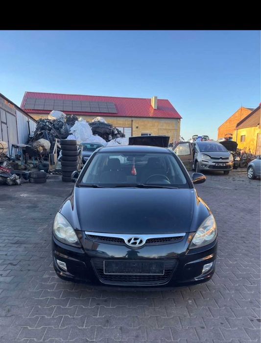 Hyundai i30 Lampy zderzak maska błotniki klapa drzwi kokpit Kod 9F