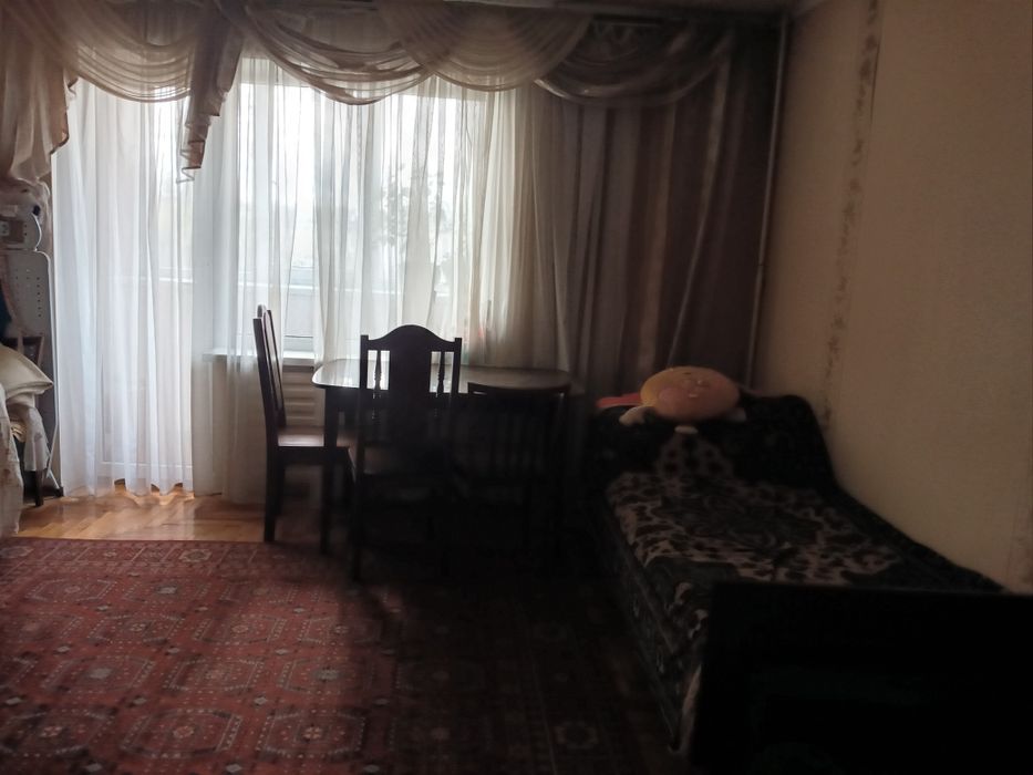 Здається 1к квартира в центрі Бабурки, власниця!