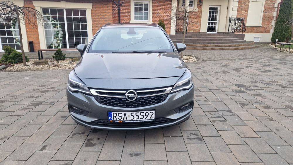 Opel astra k 2018r