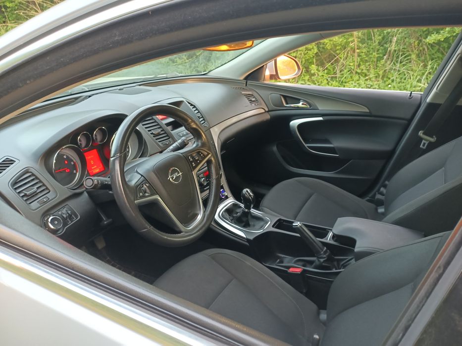 Opel Insignia 2.0 CDTI 130KM/STAN BARDZO DOBRY
