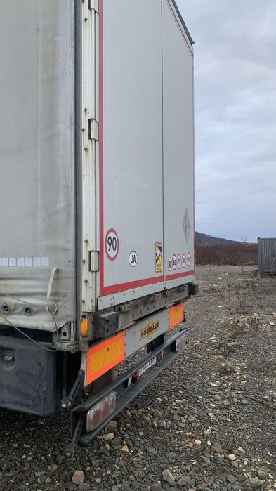 Напівпричіп тент Humbaur