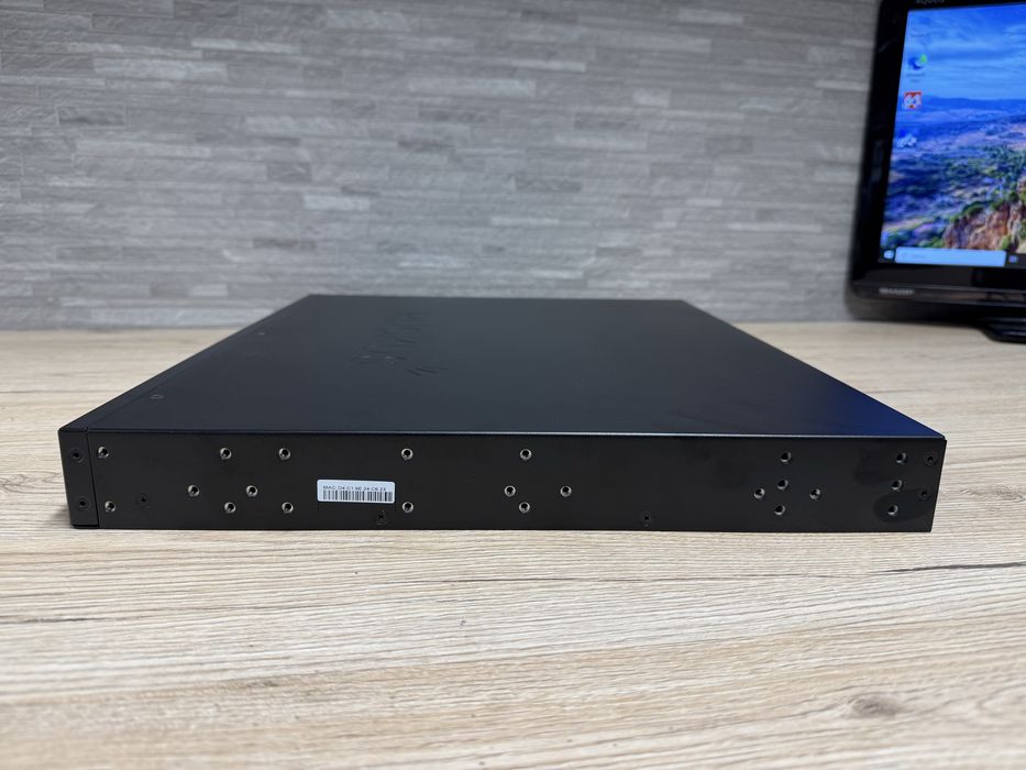 Комутатор, Switch Ruckus ICX 7150-48P PoE+ 48 porte GbE + 4x 10Gb SFP+