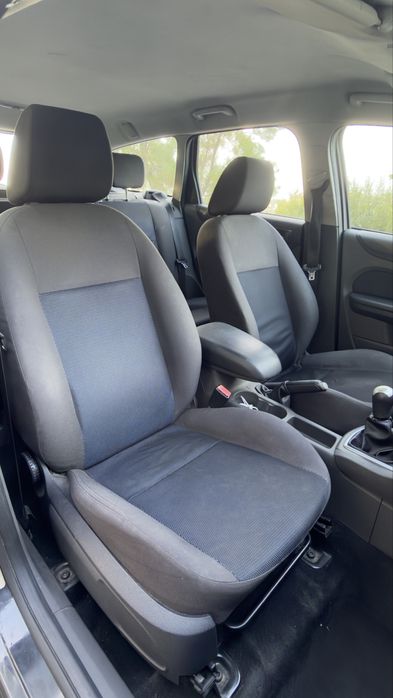 Ford Focus 1.6TDCi 110cv - Nacional - Muito Nova