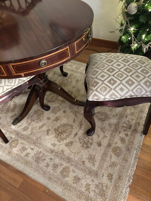 Mesa antiga c/cadeiras