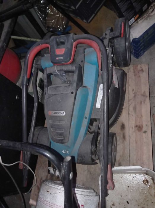 Електрична газонокосарка Gardena 42E