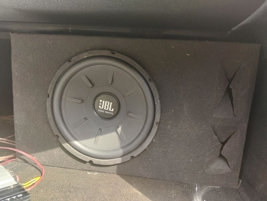 Vendo subwoofer  mais amplificador