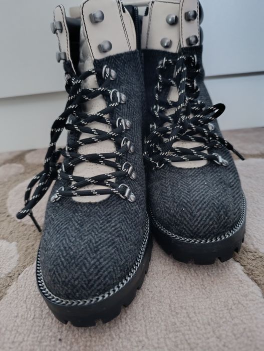 Брендові черевики coach