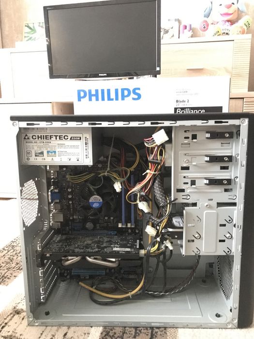 Продам комп'ютер / системний блок / монітор ПК / ASUS / Phillips / intel/ Windows