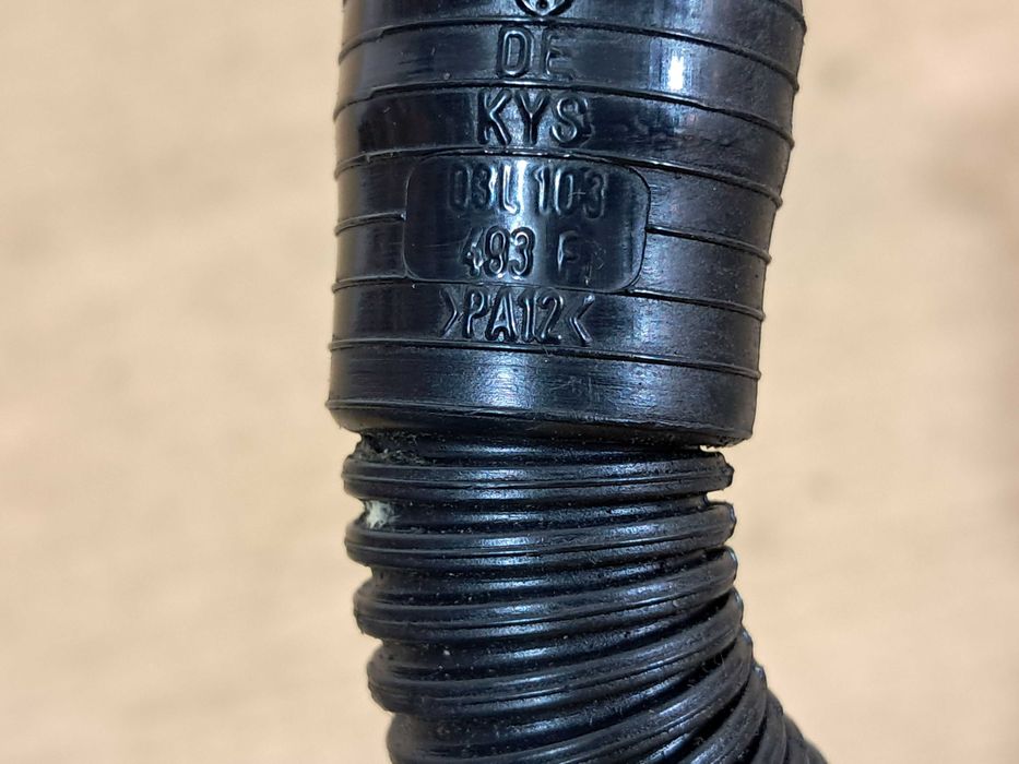 Audi A4 B8 A58T 2.0 TDI Diesel Przewód Rurka Wąż Skrzyni Korbowej