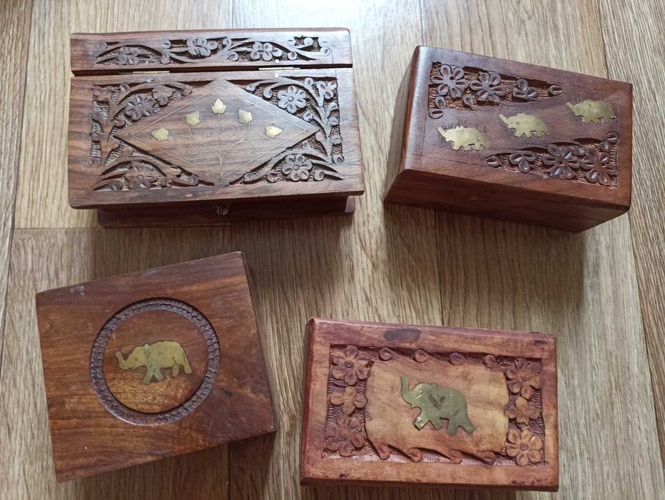 Шкатулки. Дерево. Сандаловое дерево. Индия. Карболит. Советские.