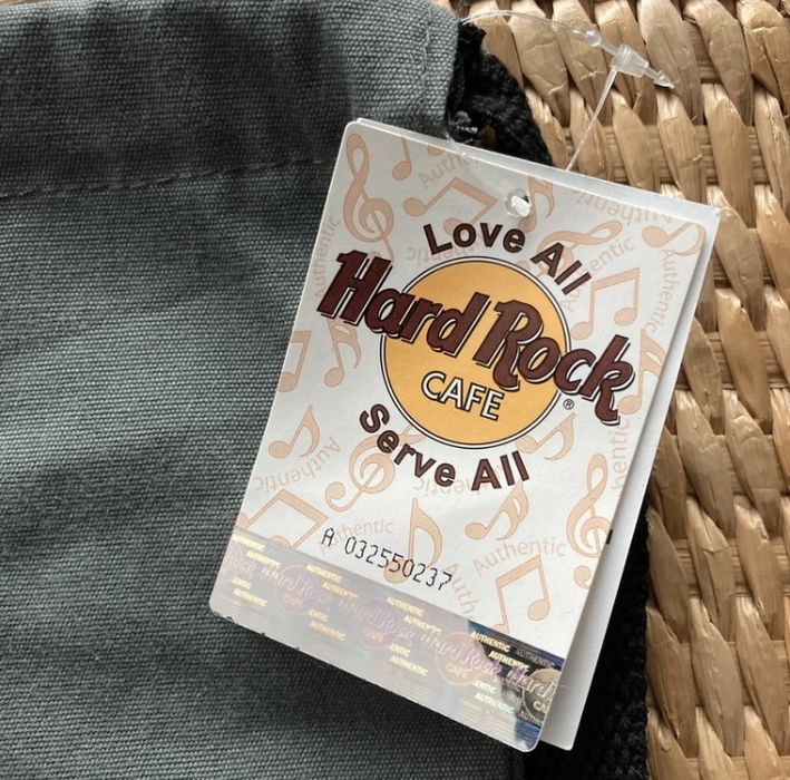 Saco e pin oficiais Hard Rock Cafe All Access