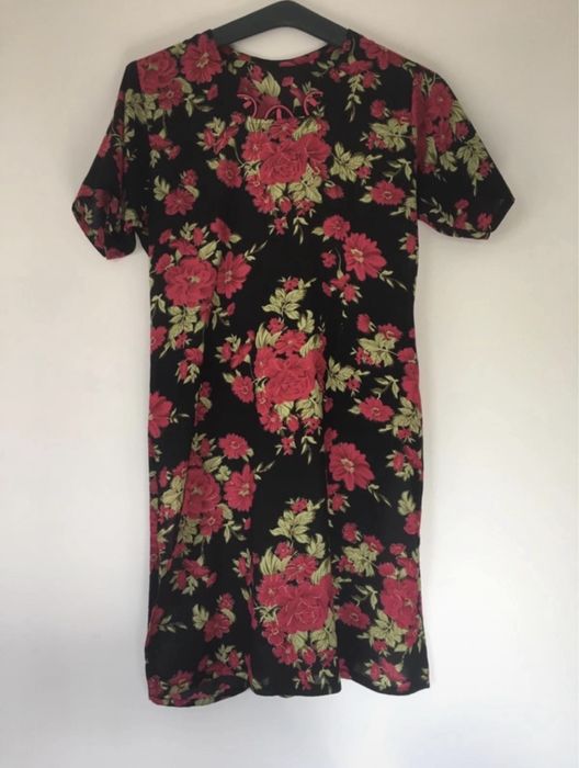 Sukienka, tunika w kwiaty