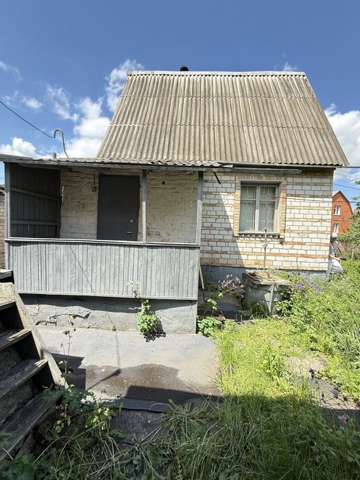 Продам дачу біля лісу
