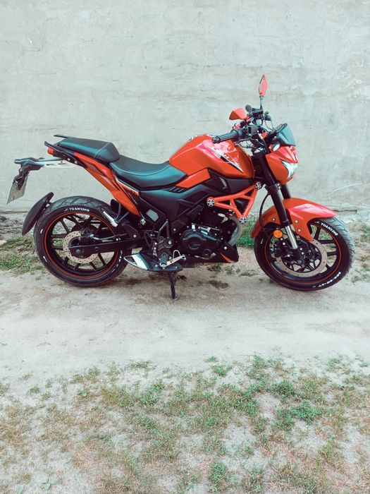 Продам ліфан SR200
