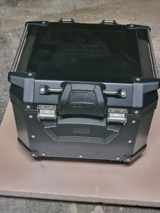 Mala GIVI aluminio 42 givi trekker com acessórios