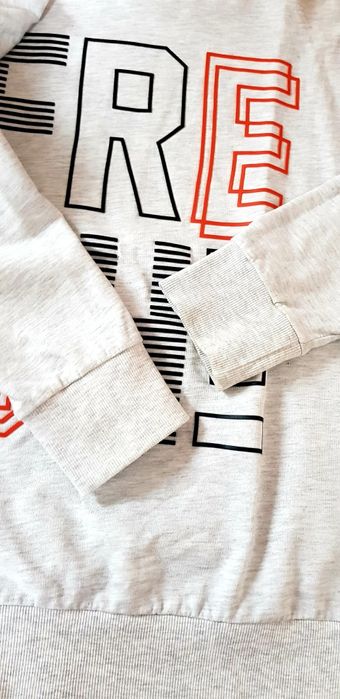 Bluza. Firma 164 cm. Firma Reserved.