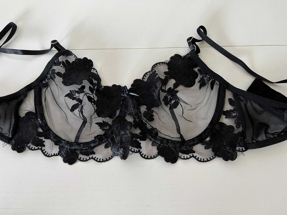 Nowy Koronkowy zestaw bielizny - rozmiar S