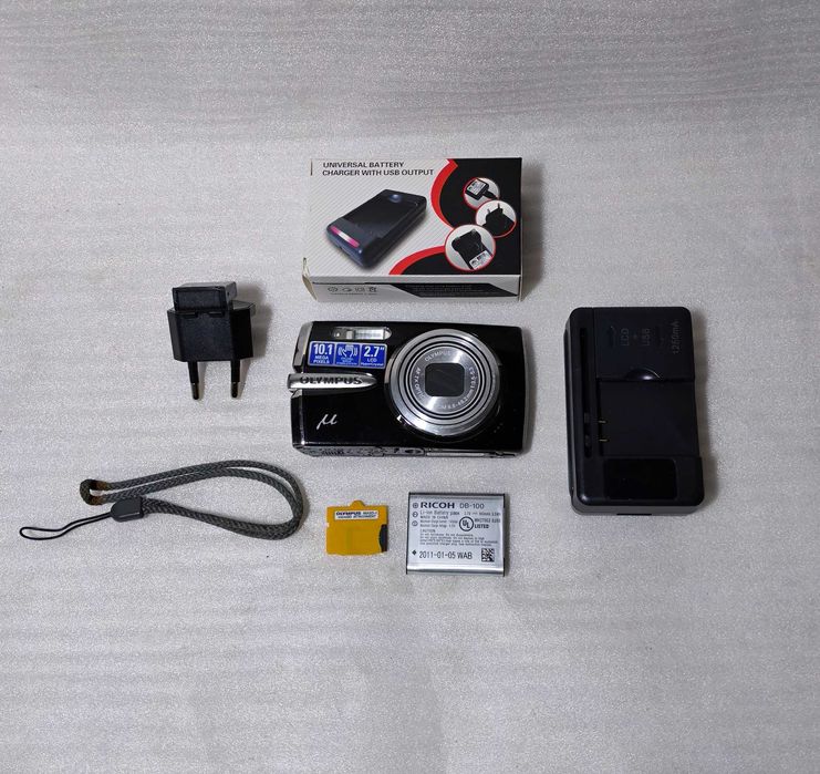 Цифровой фотоаппарат Olympus Mju 1020 10MP + SD и НОВАЯ ЗАРЯДКА