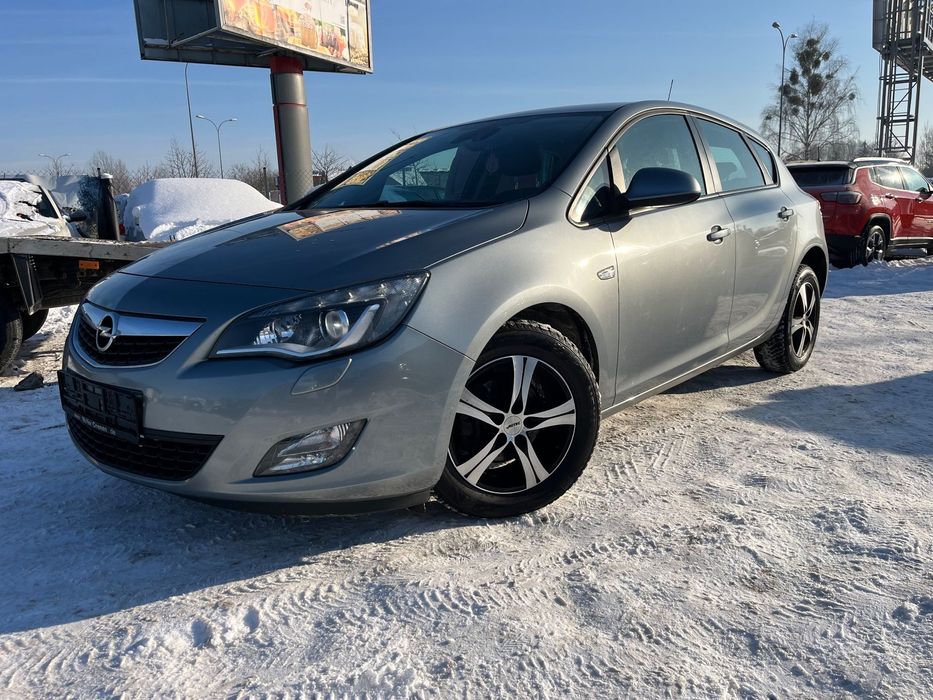 Opel Astra 1.6 115KM Ledy Xenon Alusy Sport Super Stan Niemcy