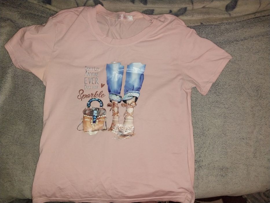 Жіночі футболки і топи  S