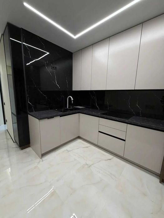 Продаж 1-кімнатна квартира біля озера Manhattan Lite