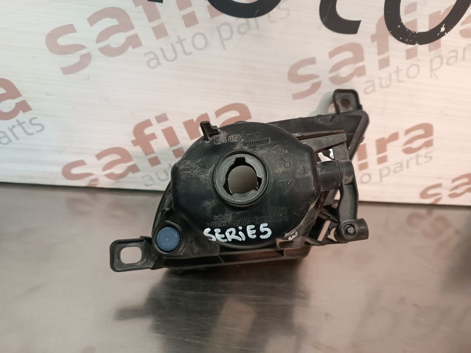 Farol Nevoeiro Frente Direito BMW 5 - 0305083002