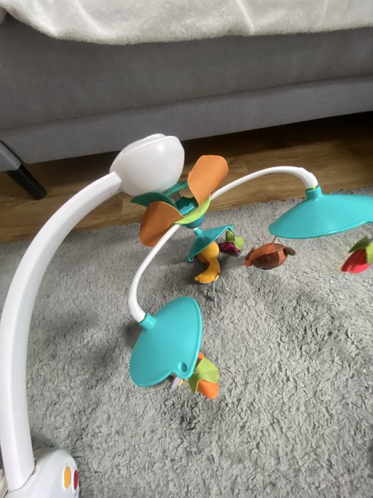 tiny live nowa karuzela do łóżeczka