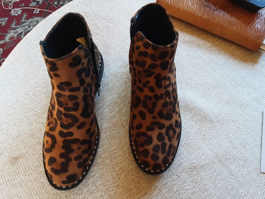 Buty damskie -sztyblety