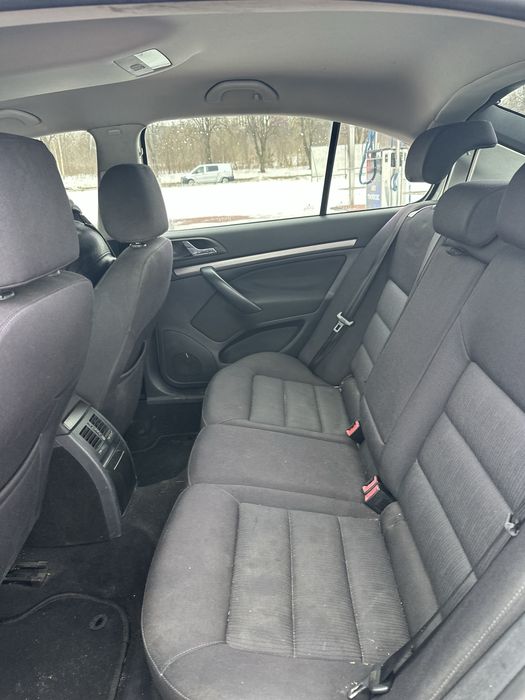 Продам шкода а5 2006р 2.0 диз автомат НЕРОЗМИТНЕНА