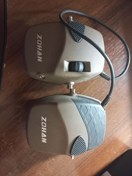 Навушники активні