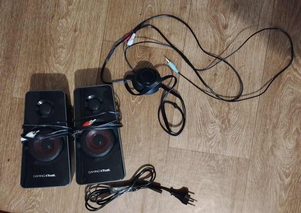 Продам Колонки TRUST GXT 38 2.1 Subwoofer Speaker Set
