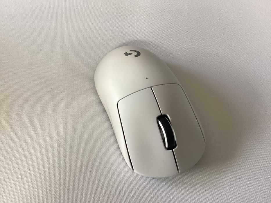 Logitech PRO X Superlight myszka