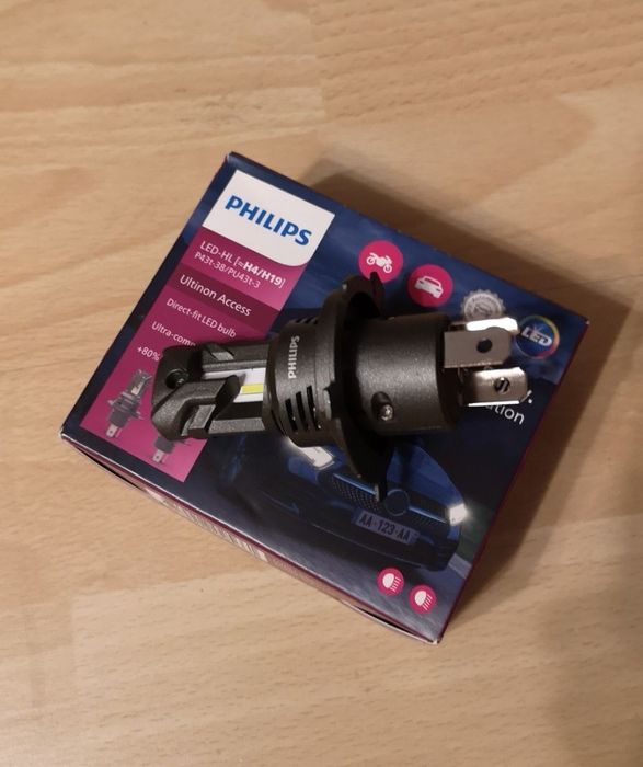 Żarówka H4 LED Philips Ultinon Acces 6000K
