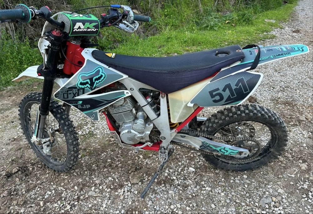 Mota  Ajp pr3 240 2017