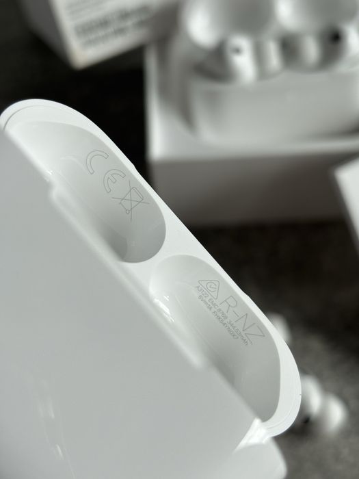 Apple AirPods Pro 3