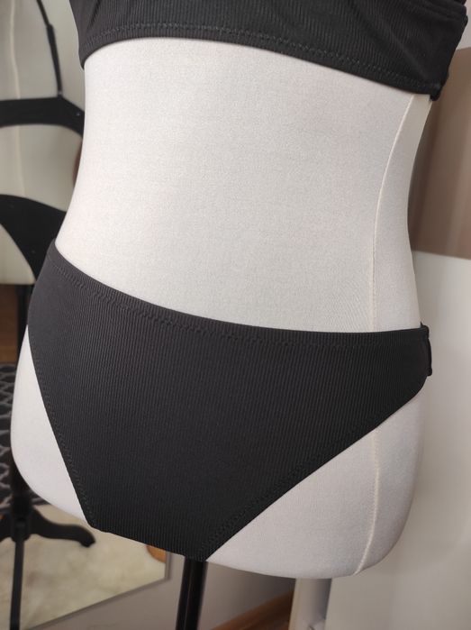 Klasyczne bikini prążek trójkątne miseczki wysoki stan m