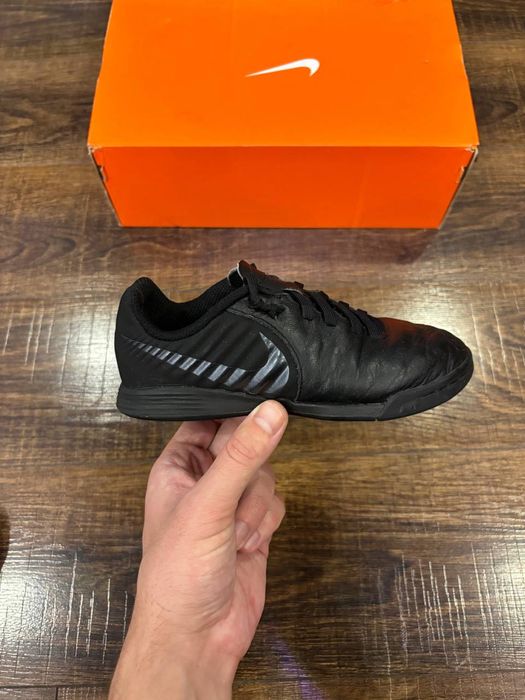 Футзалки Nike Tiempo