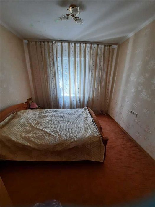 Окремий будинок в центральній частині міста!