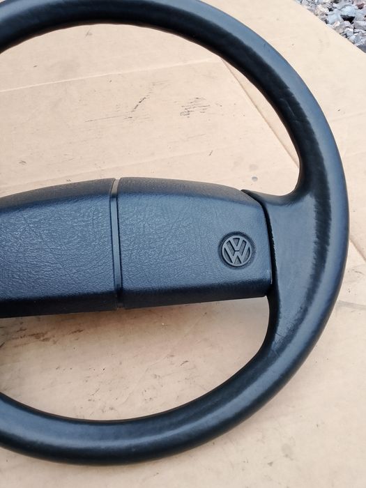 Kierownica skórzana VW Volkswagen Golf 2 wersja USA 321419660