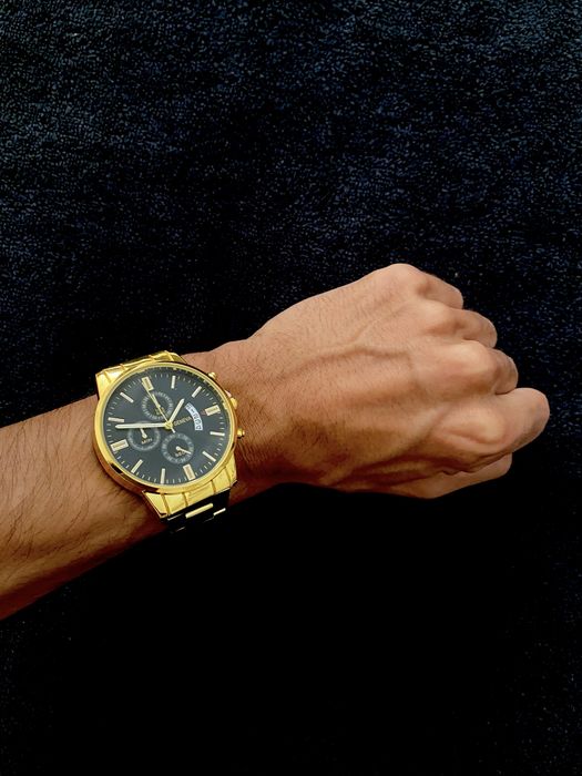 Relógio De Luxo Moderno Dourado