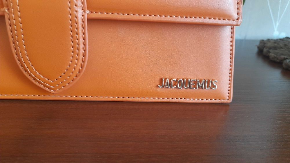 Torebka Jacquemus kolor koniakowy brąz